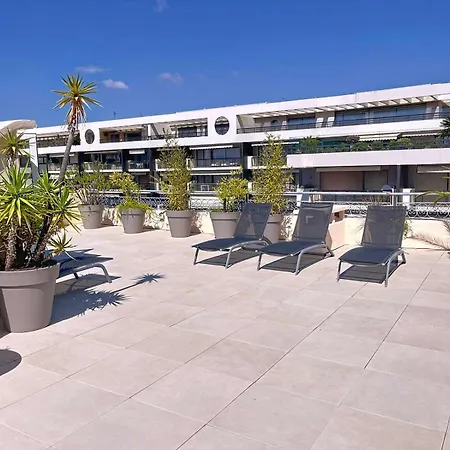 Fantastic Penthouse 3 Bedroom Croisette 406 * Cannes
