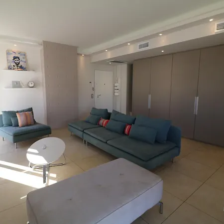 Fantastic Penthouse 3 Bedroom Croisette 406 Cannes