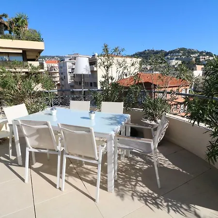 Fantastic Penthouse 3 Bedroom Croisette 406